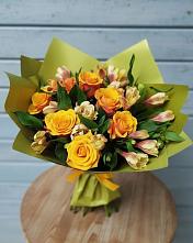 Букет цветов из:  Альстромерии и Розы в Вилюйске