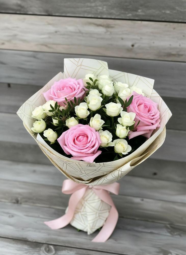 Букет цветов из: Розы в Вилюйске