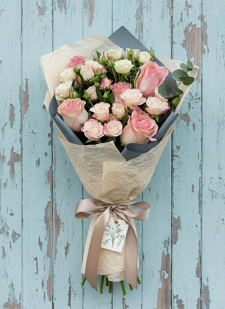 Букет цветов из: Розы в Вилюйске