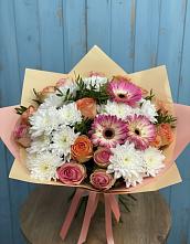 Букет цветов из:  Розы, Герберы и Хризантемы в Вилюйске