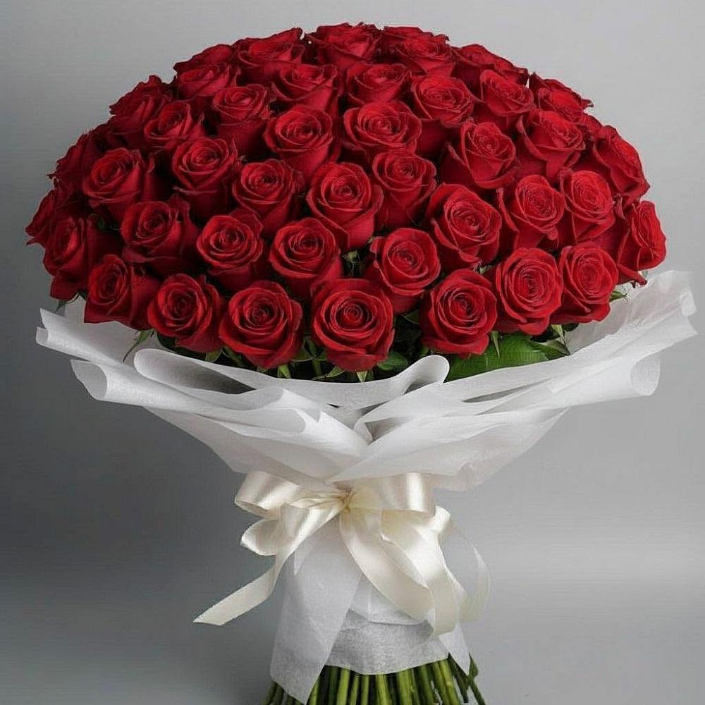 Букет 101 Красная роза Блэк Мэджик в Вилюйске