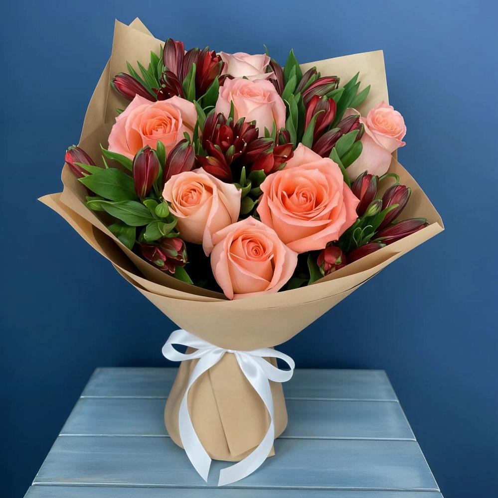 Букет цветов из: Розы и Альстромерии в Вилюйске