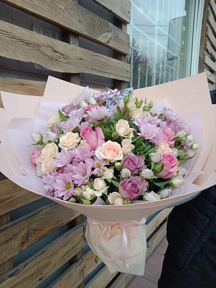 Букет цветов из: Розы и Хризантемы в Вилюйске