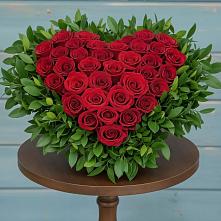 Цветочная композиция из Розы в виде сердца #REPLACE_PRED# Вилюйске