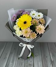 Букет цветов из:  Розы, Герберы и Хризантемы в Вилюйске