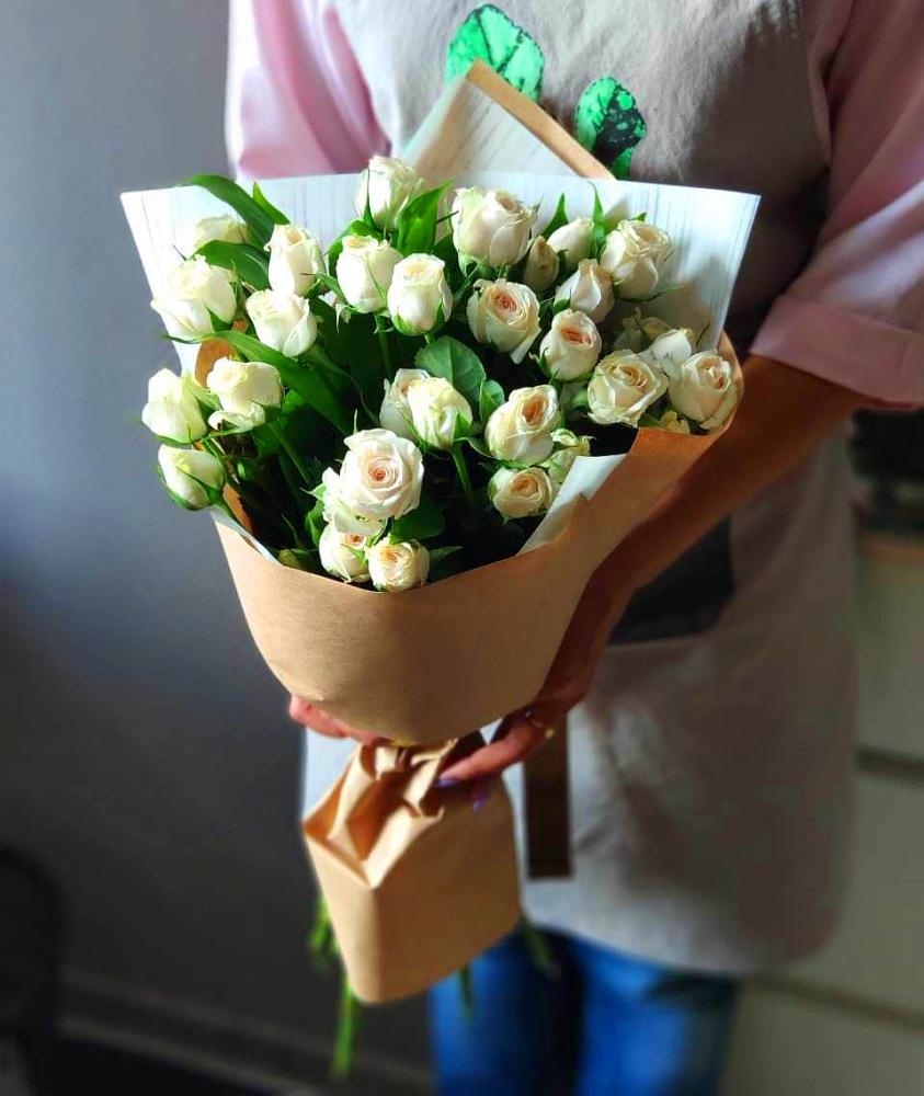 Букет цветов из: Розы в Вилюйске