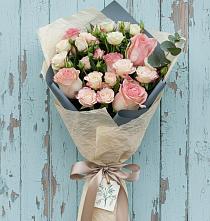 Букет цветов из:  Розы #REPLACE_PRED# Вилюйске
