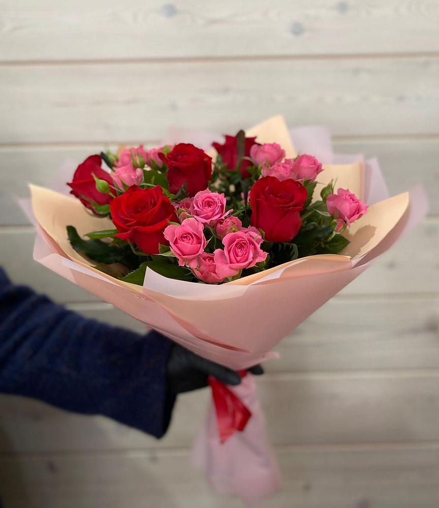 Букет цветов из: Розы в Вилюйске
