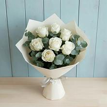 Букет Белые розы в Эвкалипте в Вилюйске