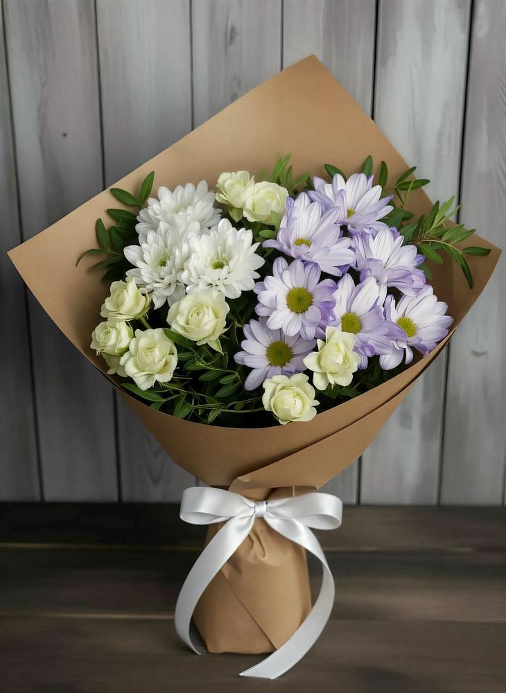 Букет цветов из: Хризантемы и Розы в Вилюйске